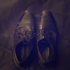 11 Wide Johnston and Murphy Dress Shoes